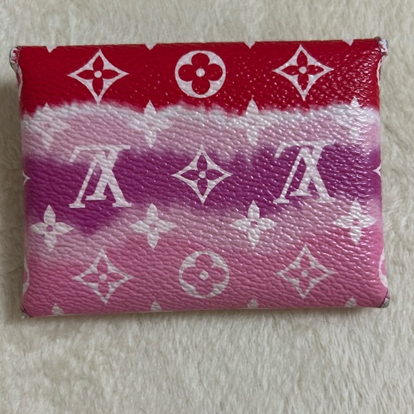 Louis Vuitton Kirigami Small Card Holder - Picture 3 of 13